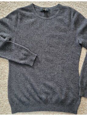 Cashmere Charter Club Luxury Sweater Womens Size Medium Capsule Classic Minimal